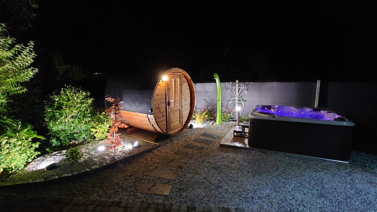 Ferienwohnung Le Manoir De Louviers Exterior foto