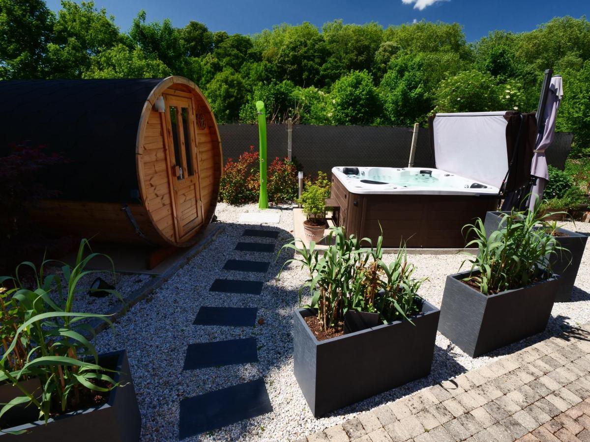Ferienwohnung Le Manoir De Louviers Exterior foto